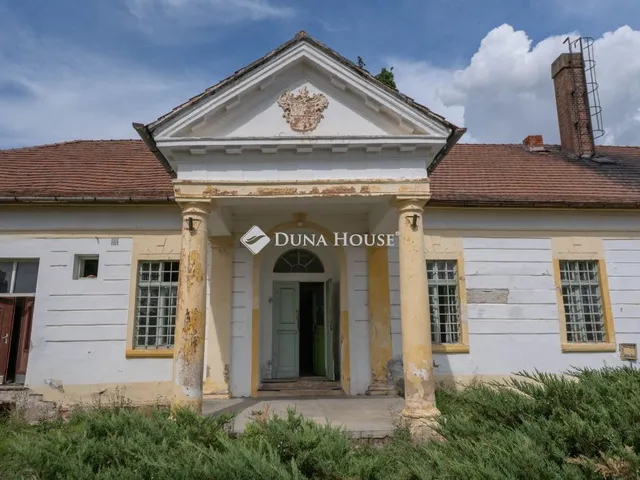 Eladó ház Farád 965 nm