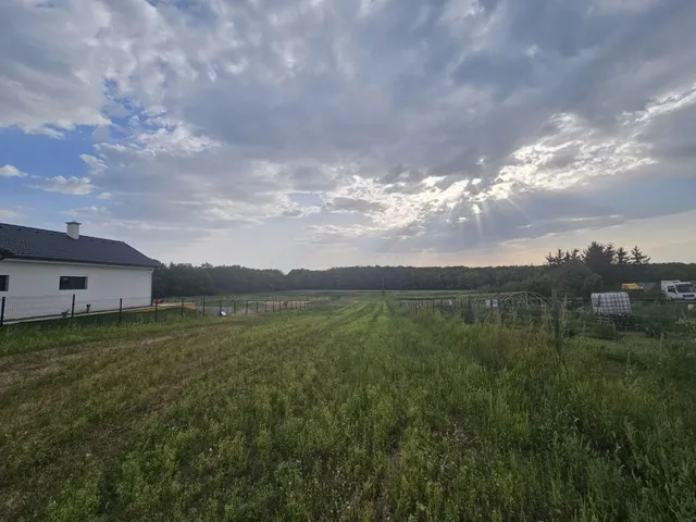 Eladó telek Győrszemere 1846 nm