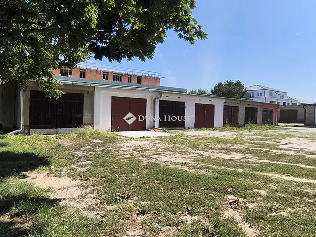 Eladó kereskedelmi és ipari ingatlan Mosonmagyaróvár 15 nm