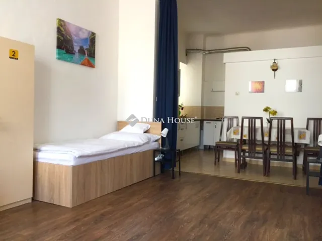 Eladó lakás Győr 113 nm