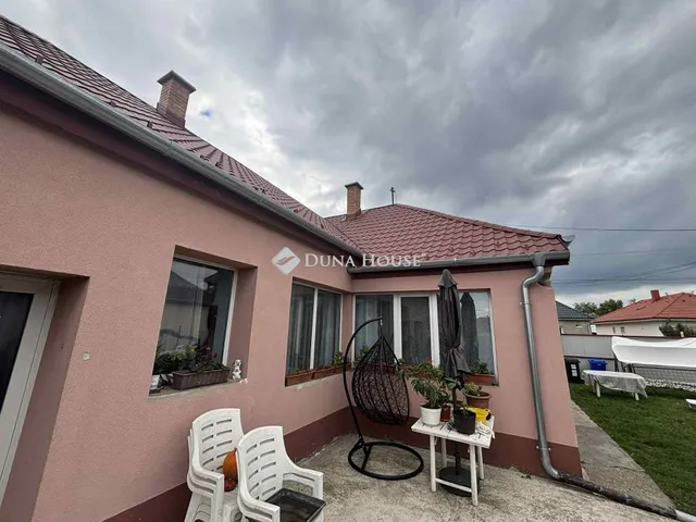 Eladó ház Lébény 100 nm