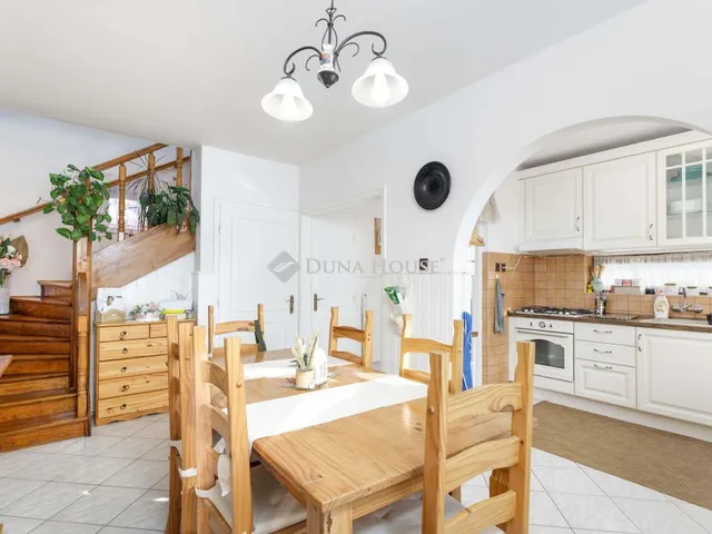 Eladó ház Ásványráró 180 nm