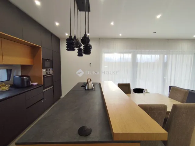 Eladó ház Kópháza 93 nm