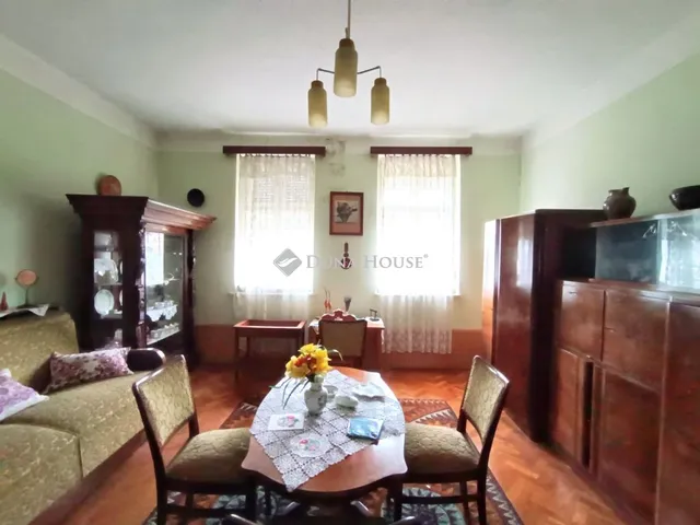 Eladó ház Fertőszentmiklós, Soproni utca 80 nm