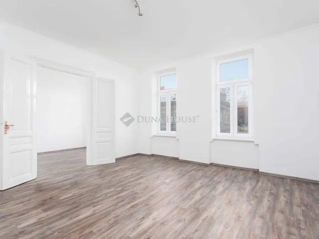 Eladó lakás Csorna 62 nm