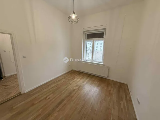 Eladó lakás Győr 38 nm