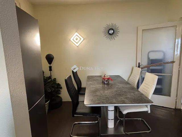 Eladó lakás Győr 53 nm