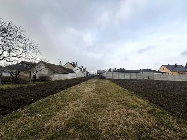 Eladó telek Dunakiliti 914 nm