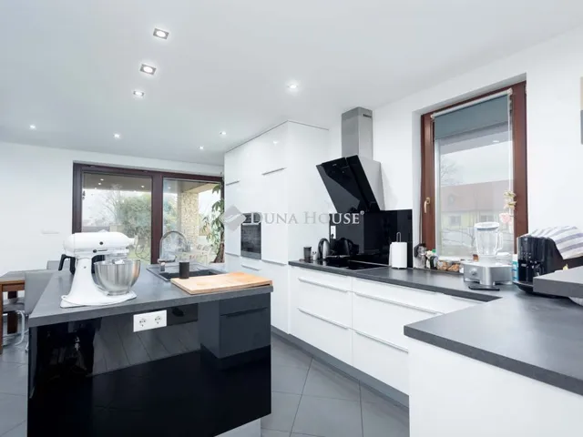 Eladó ház Jánossomorja 180 nm