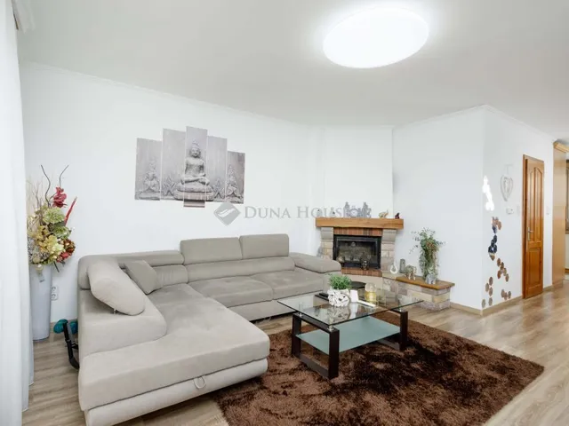 Eladó lakás Mosonmagyaróvár 107 nm