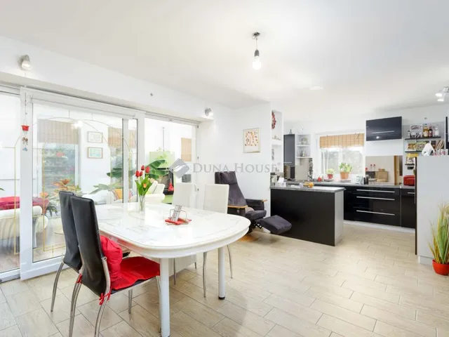 Eladó ház Jánossomorja 86 nm