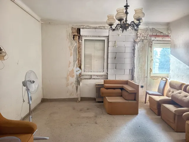 Eladó ház Zsira, Flórián utca 110 nm