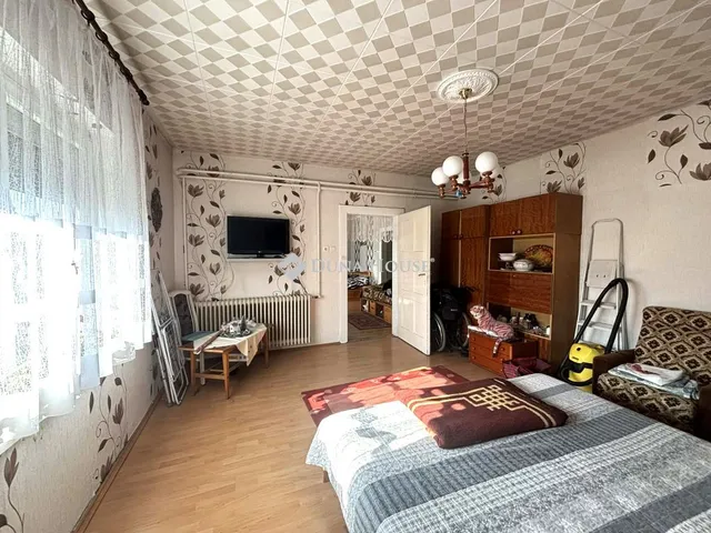 Eladó ház Újrónafő 80 nm