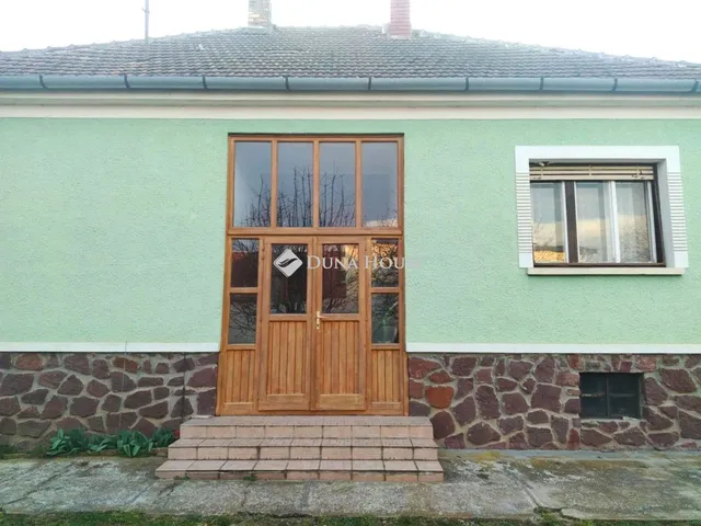 Eladó ház Cirák 114 nm