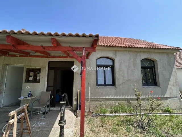 Eladó ház Várbalog 90 nm