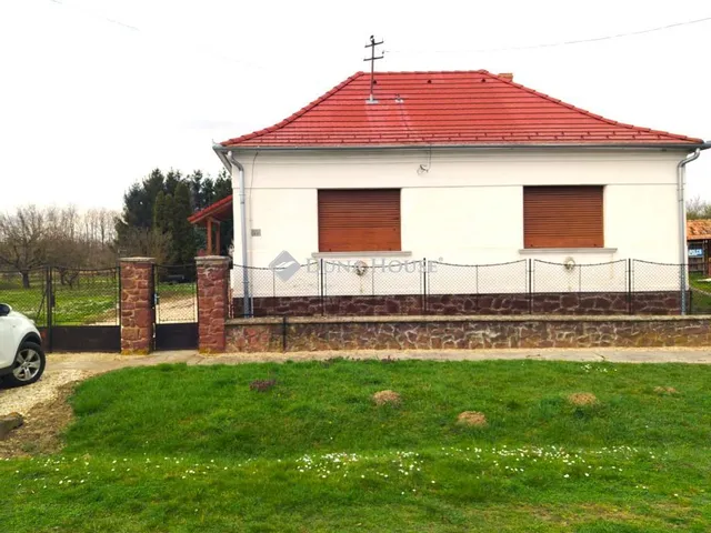 Eladó ház Vönöck 150 nm