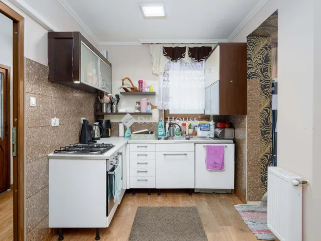 Eladó ház Győrzámoly 85 nm