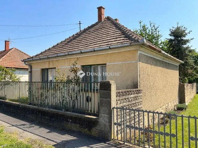 Eladó ház Hegyeshalom 90 nm