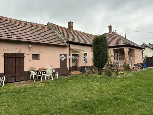 Eladó ház Szárföld 90 nm