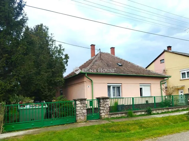 Eladó ház Babót 140 nm