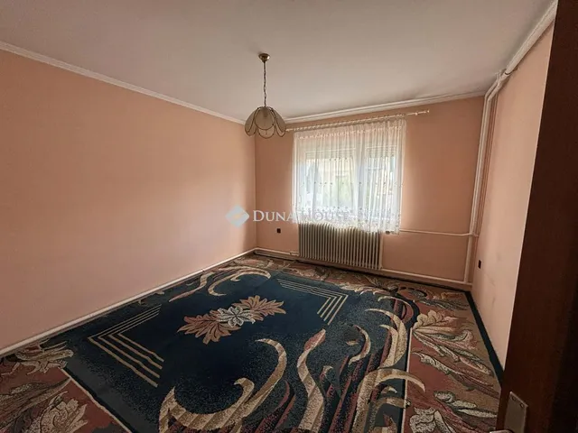 Eladó ház Dunakiliti 200 nm