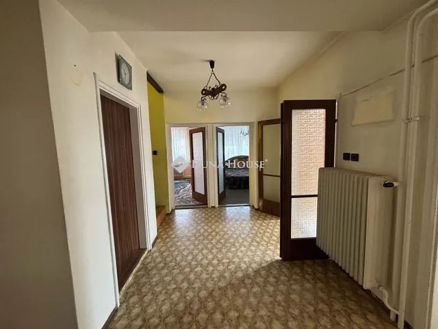 Eladó ház Dunakiliti 200 nm