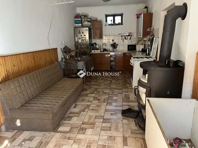 Eladó ház Rábapatona 68 nm