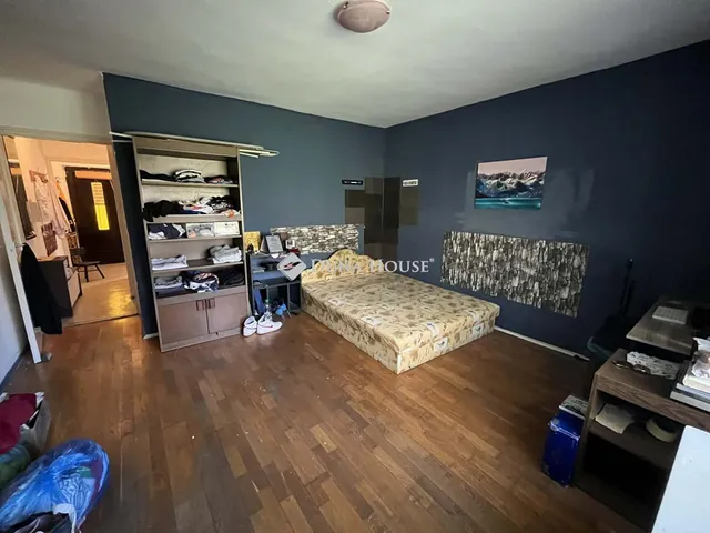 Eladó lakás Győr 34 nm