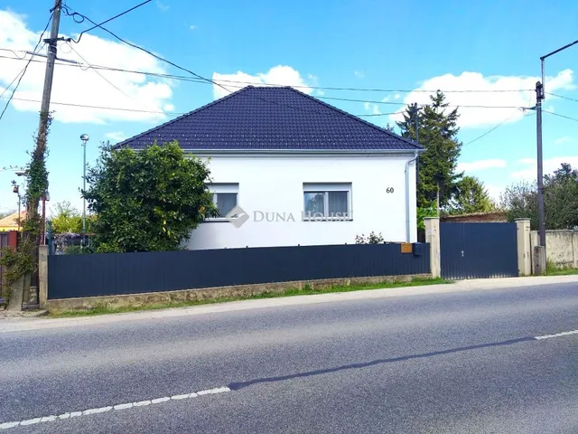 Eladó ház Kapuvár 240 nm