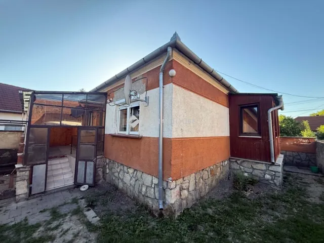 Eladó ház Jánossomorja 90 nm