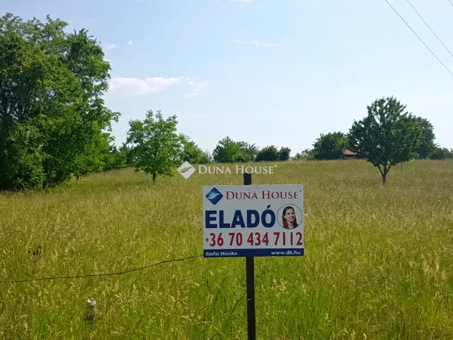 Eladó telek Sopron 1952 nm
