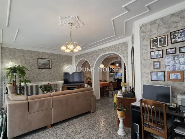 Eladó lakás Keszthely 164 nm
