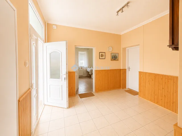 Eladó ház Bősárkány 122 nm