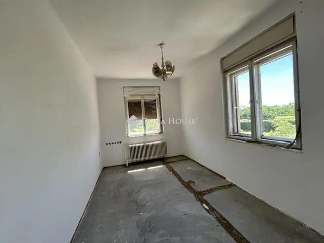 Eladó ház Dunakiliti 120 nm
