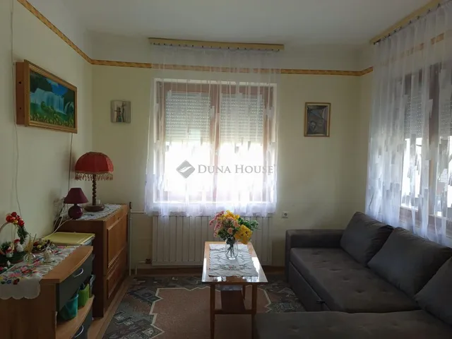 Eladó ház Zabar 184 nm