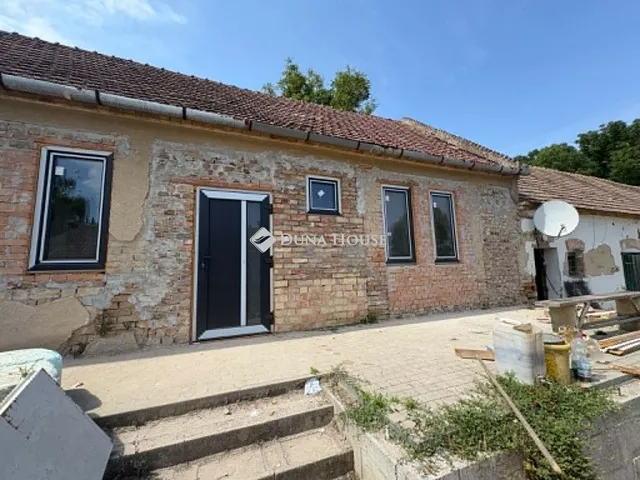 Eladó ház Bakonytamási 120 nm