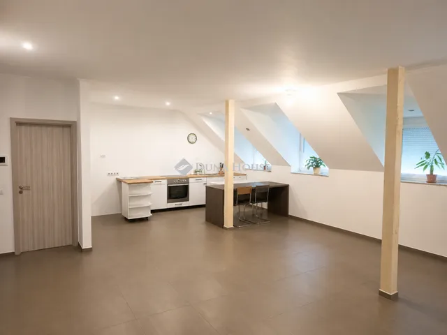 Eladó ház Sopron 280 nm