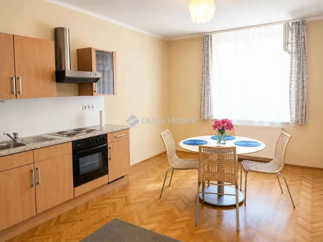 Eladó lakás Sopron 77 nm