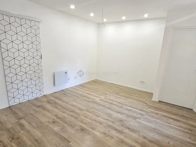Eladó lakás Sopron, Frankenburg út 67 nm