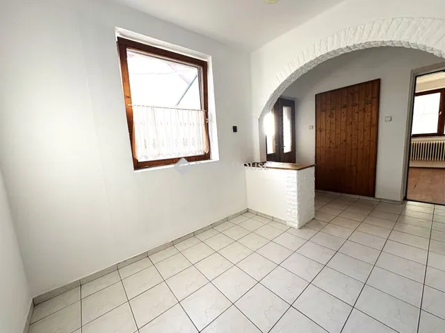 Eladó ház Mosonszentmiklós 160 nm