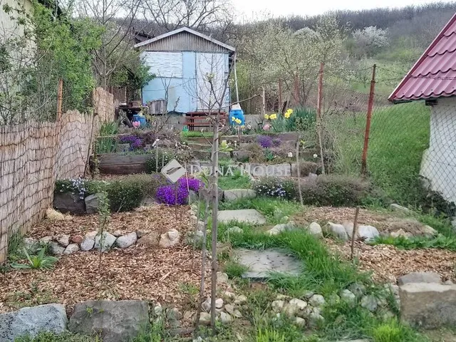 Eladó telek Héreg 1568 nm