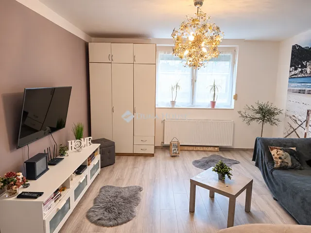 Eladó ház Fertőd, Fő út 110 nm