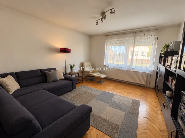 Eladó ház Mecsér 183 nm