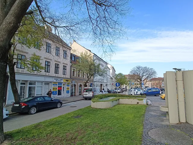 Eladó kereskedelmi és ipari ingatlan Sopron, Belváros 40 nm