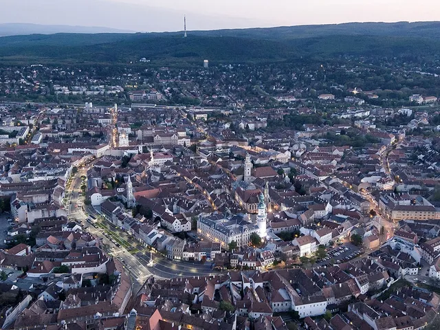 Eladó kereskedelmi és ipari ingatlan Sopron, Belváros 40 nm