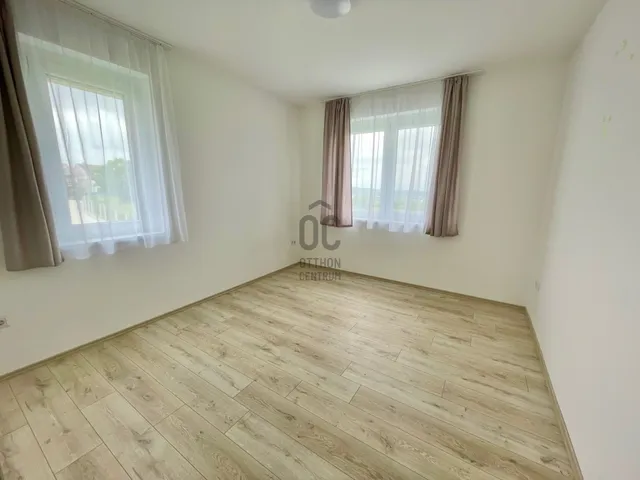 Kiadó ház Sopron 130 nm
