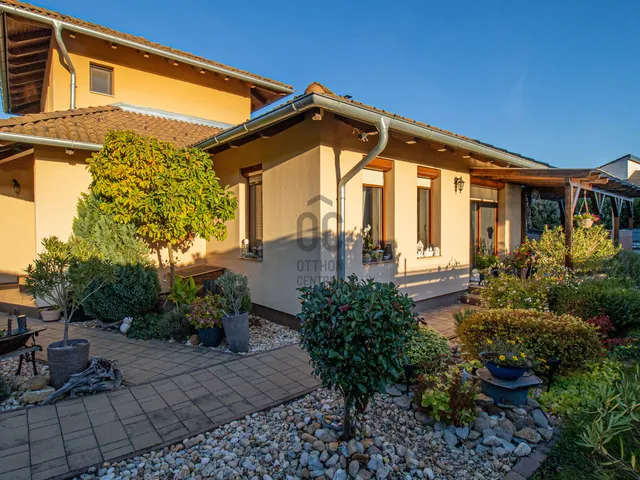 Eladó ház Harka 152 nm