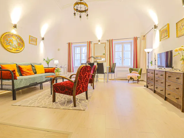 Eladó lakás Sopron, Belváros 56 nm