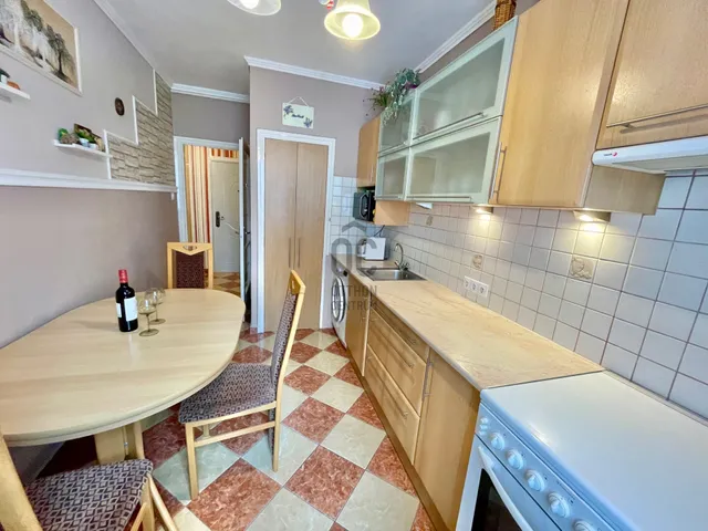 Eladó lakás Sopron, Jereván-lakótelep 62 nm