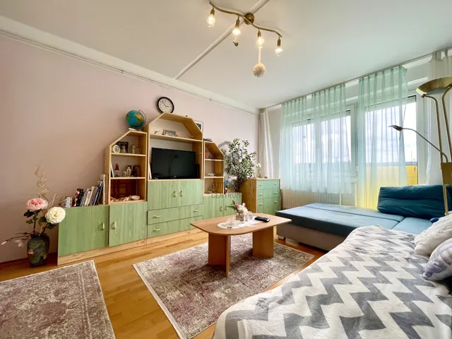 Eladó lakás Sopron, Jereván-lakótelep 49 nm